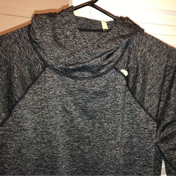 Sweaty Betty Gray Sweatahirt/ Running Top sz Small - Picture 4 of 5